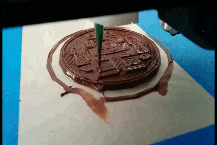 Printing the Maker Faire logo with Nutella