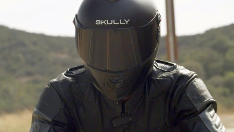 «Умный» мотоциклетный шлем собрал $800K в первый день краудфандинга