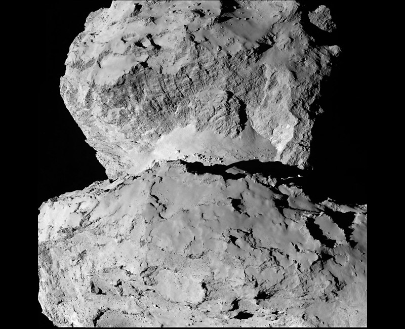 Новые изображения кометы Чурюмова Герасименко