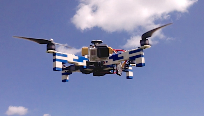 Brick Drone — квадрокоптер из конструктора LEGO