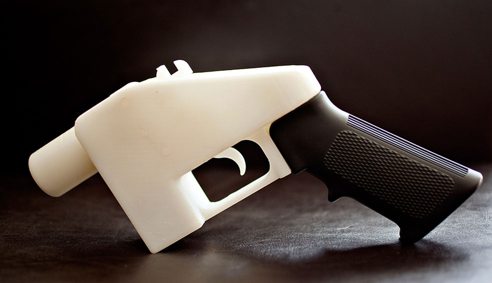Японца посадили на 2 года за распечатку пистолета на 3D принтере