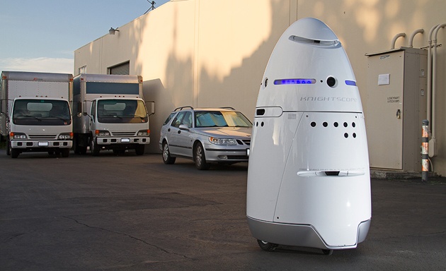 Стартап Knightscope готовит к работе роботов-охранников размером с человека - 1
