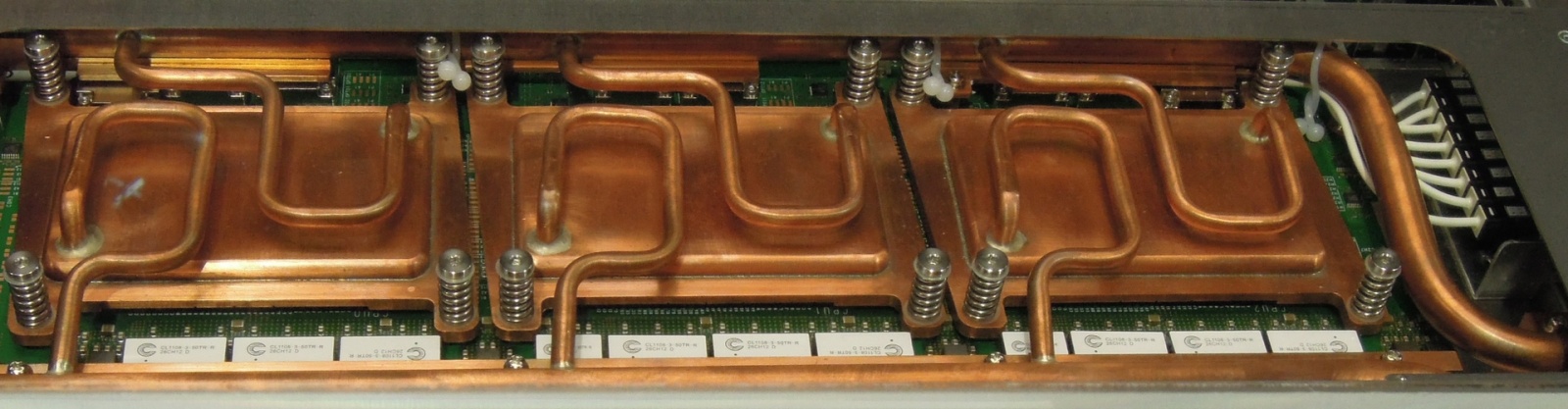 Суперкомпьютер с системой водяного охлаждения HP Apollo 8000 - 5