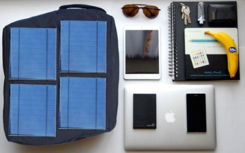 Разработан уникальный рюкзак с солнечными батареями