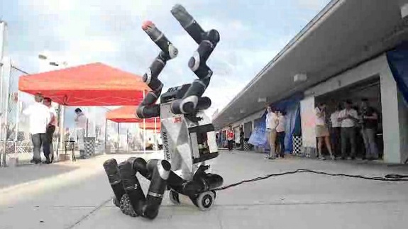 Обезъяноподобный робот от NASA в 2015 году примет участие в конкурсе DARPA - 4