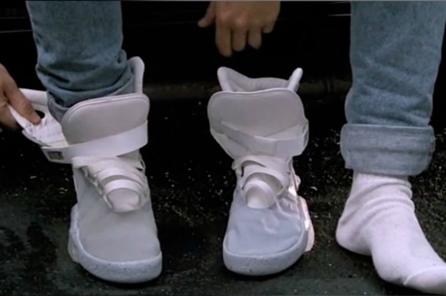 Nike официально подтвердила выпуск самозашнуровывающихся кроссовок - 1