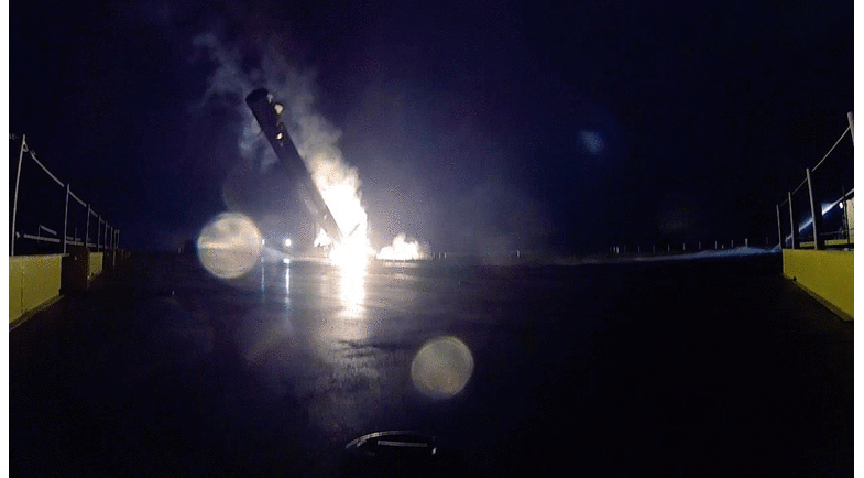 Кадры жесткого приземления первой ступени Falcon 9 на плавучую платформу - 2