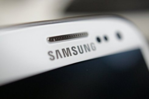 Samsung Galaxy S6 получит стеклянный корпус
