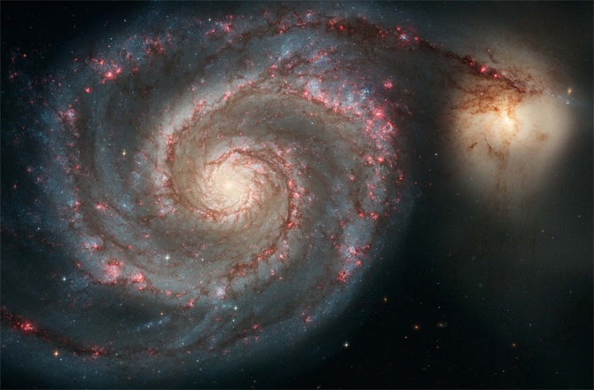Хаббл постоянно обнаруживает галактики расположенные очень далеко от нас - 7