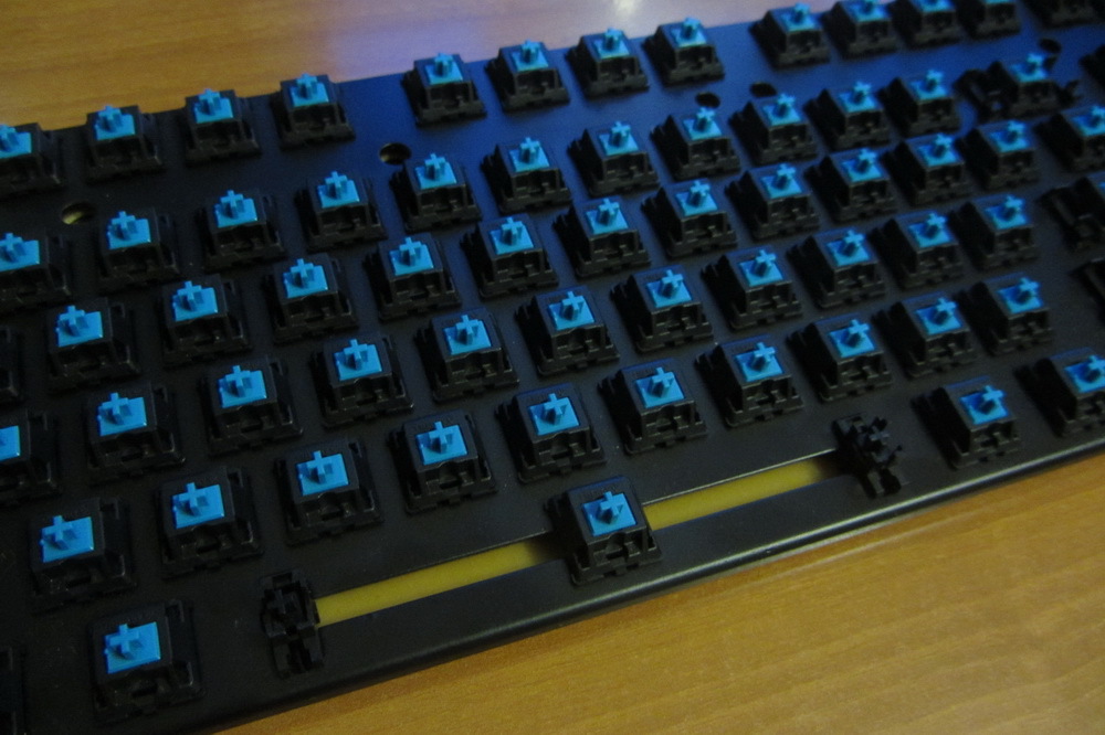 Обзор и разбор клавиатуры Das Keyboard 4 Professional Clicky - 28