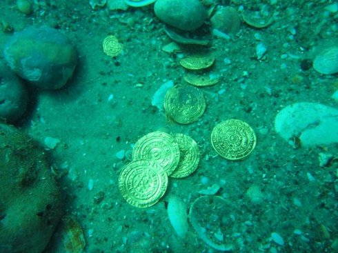 В Израиле нашли крупнейший клад золотых монет