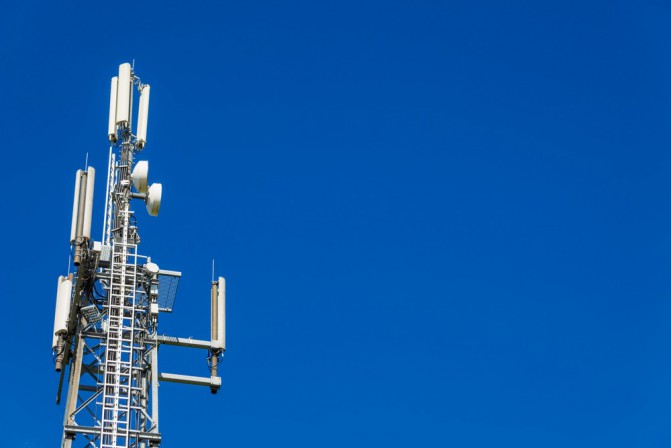 Три крупнейших оператора мобильных сетей Украины приобрели лицензии на 3G связь - 1