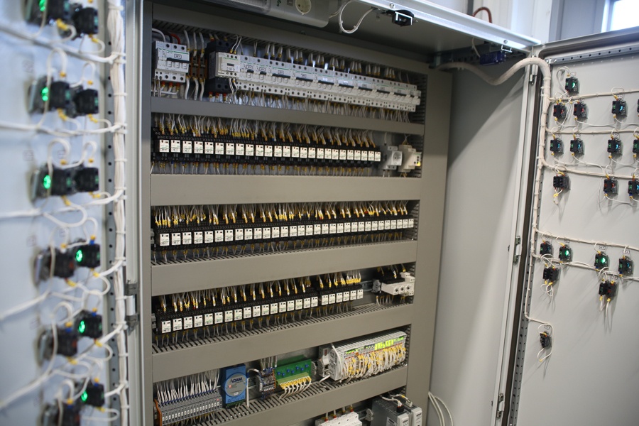 Инженерное устройство дата-центра уровня TIER III, стоящего на четырех магистральных линиях - 24