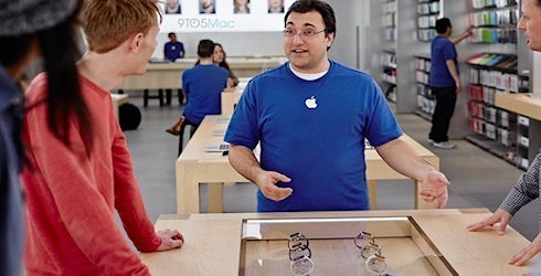 Apple будет обращать внимание на внешний вид своих покупателей