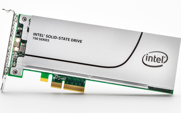 Одновременно представлены более доступные по цене накопители серии Intel SSD 535