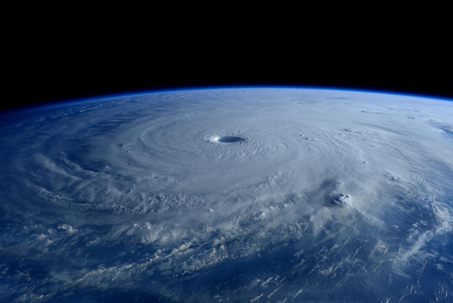 Тайфун Майсак: смотрим из космоса - 4