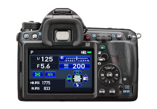Камера Pentax K-3 II имеет режим съемки с повышением разрешения сдвигом датчика изображения