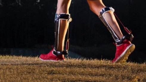 Созданы экзоскелетные ботинки, уменьшающие затрату энергии при ходьбе