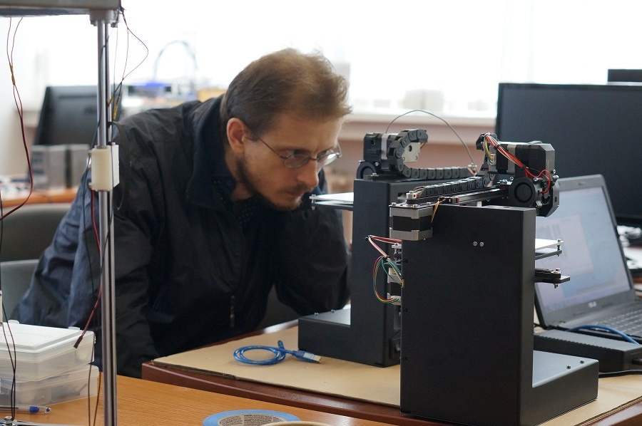 Тест-драйв 3D-принтеров Uni и Mini в Москве: первые впечатления - 2
