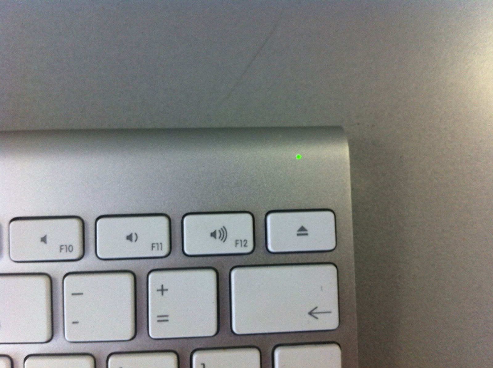 Беспроводная клавиатура Apple — безумно великолепный Life Hack - 23