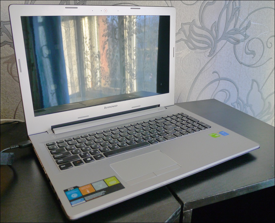 Олдскул: обзор ноутбука Lenovo Z5070 - 1