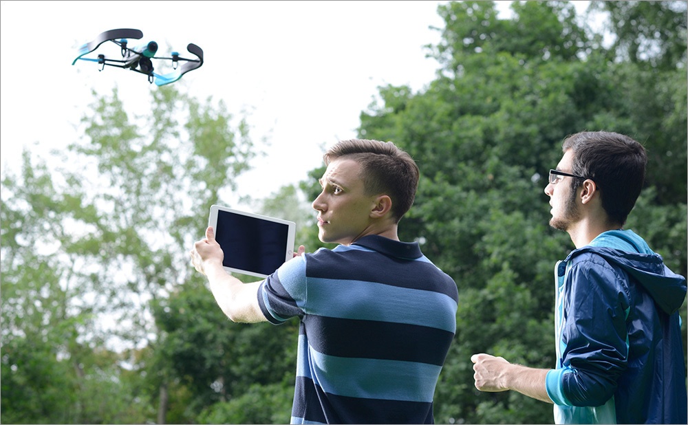 Игрушка для взрослых детей – обзор Parrot Bebop Drone - 7