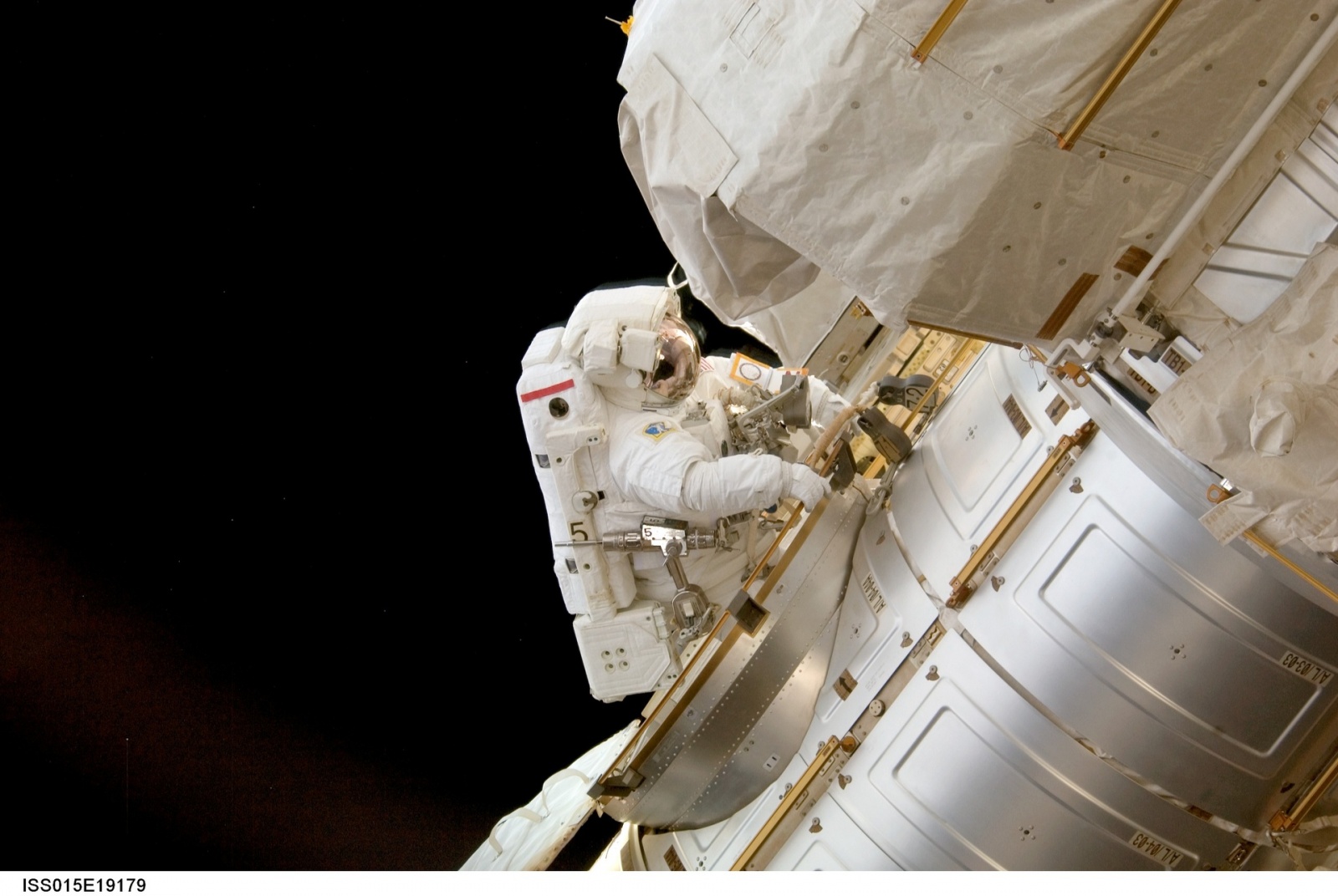Как в НАСА виртуальная реальность помогает не уплыть в открытый космос - 2