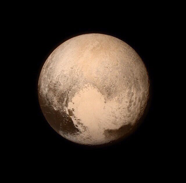 New Horizons сфотографировал Плутон с расстояния в 766000 км - 1