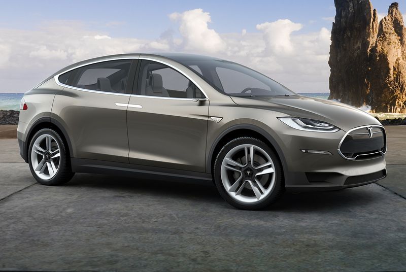Tesla Model X поступит в продажу в сентябре - 1