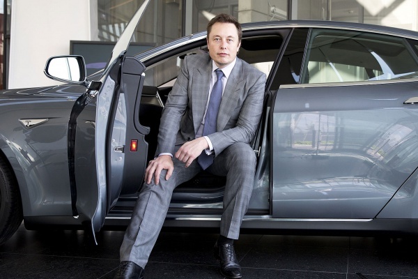 Tesla планирует запустить собственный сервис по перевозке пассажиров