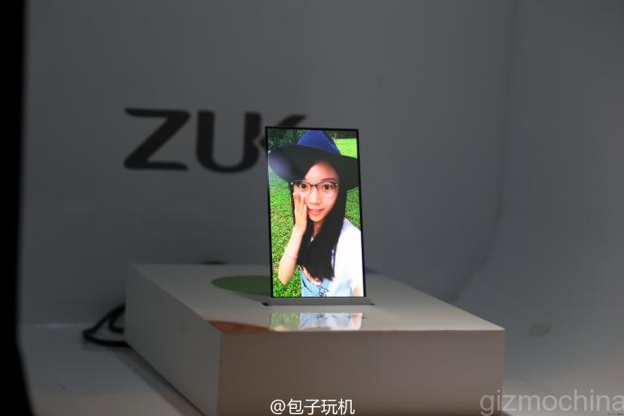 Zuk показала прототип смартфона с прозрачным экраном