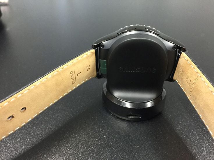 Продажи умных часов Samsung Gear S2 в модификациях Sport и Classic начнутся в октябре