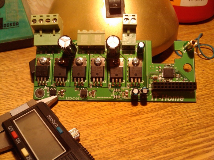 Контроллер управления светодиодными RGB-лентами LED-C-01 - 3