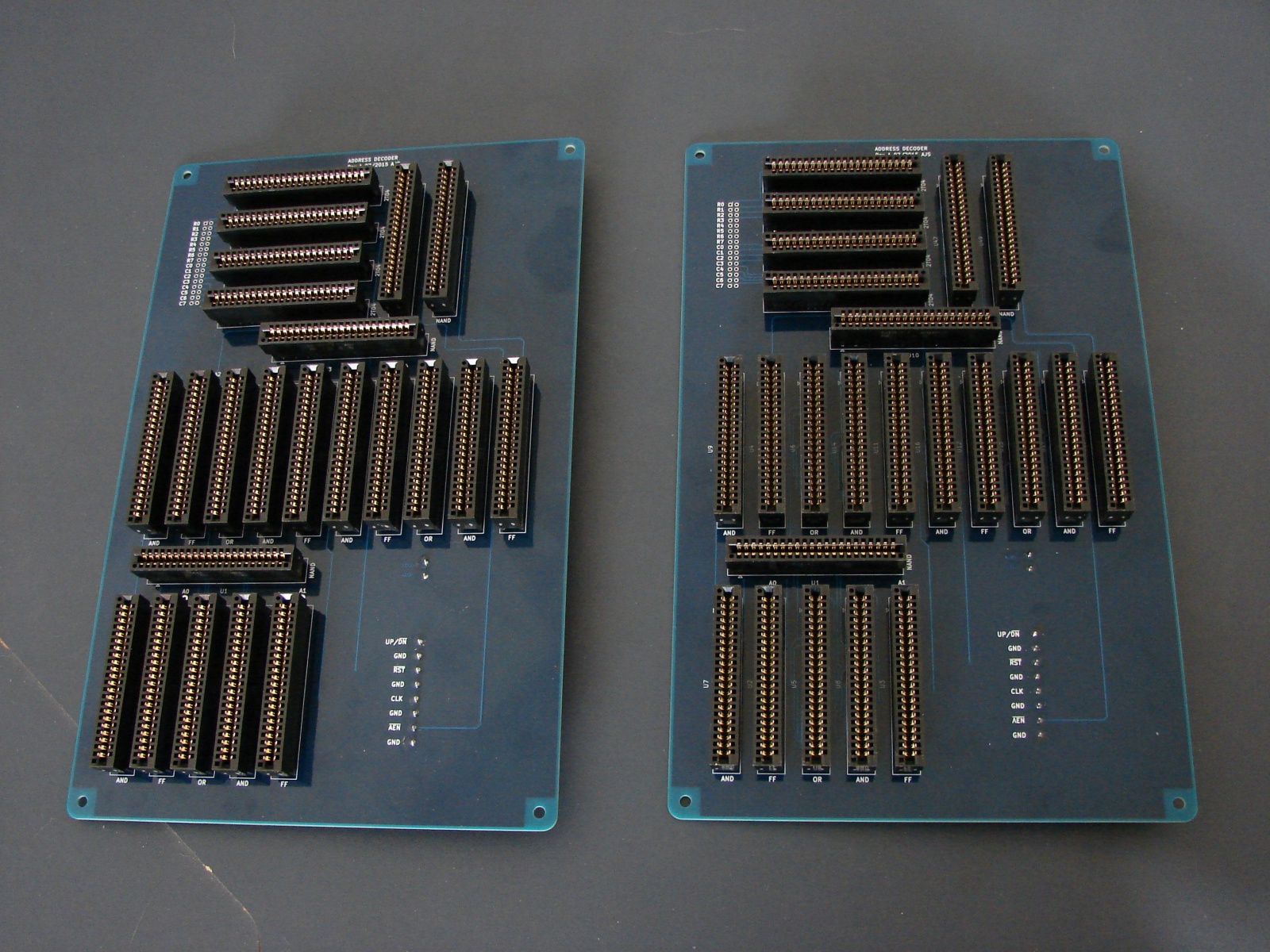T1 — дискретный 8-битный DIY компьютер - 8
