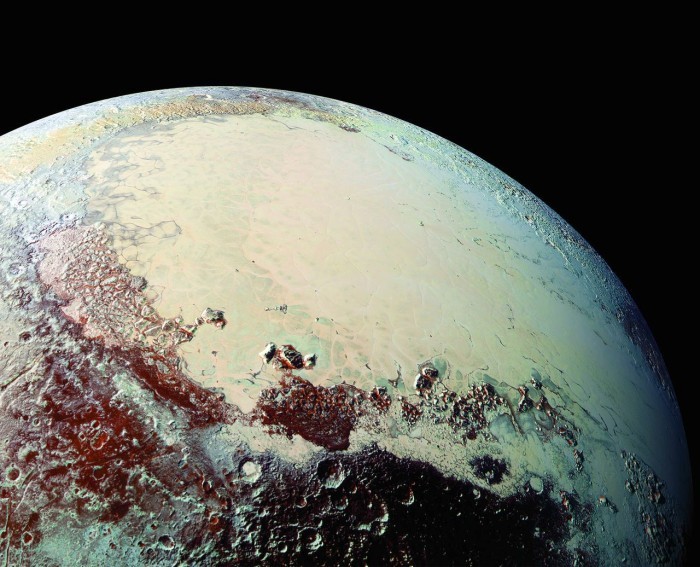 НАСА сделало около 100 открытий по Плутону за три месяца - 3