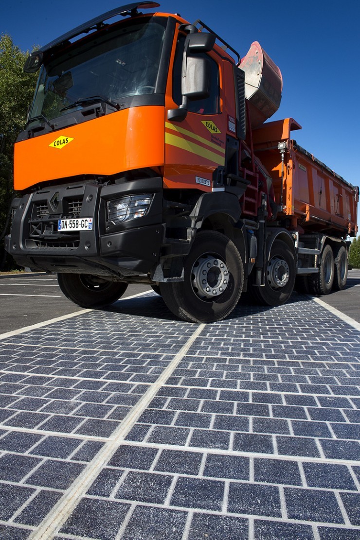 Французская компания собирается превратить автомобильные дороги в солнечные электростанции - 7