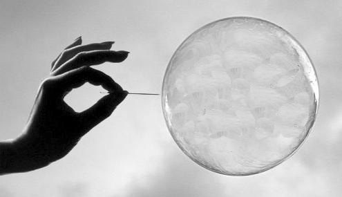 Технологический «пузырь» сдувается. Инвесторы переоценивают риски - 1