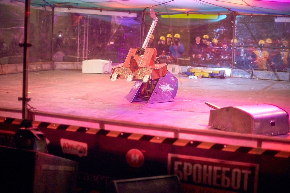 Фотоотчет с открытия боев роботов «Бронебот: Осенний разогрев» - 51