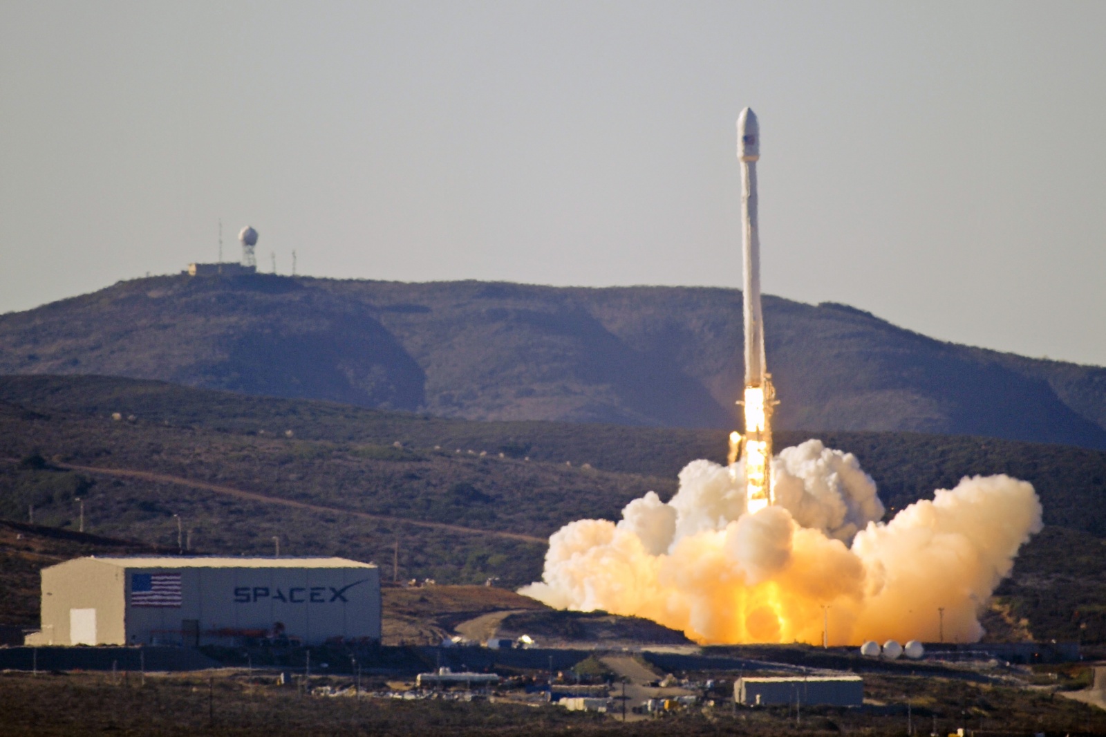Почему нельзя сравнивать космические аппараты New Shepard и Falcon 9 - 2