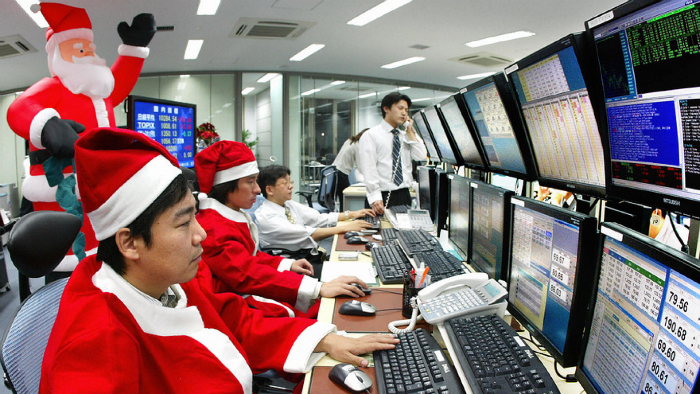 Ралли Санта-Клауса: Как новогодние праздники влияют на фондовый рынок - 1