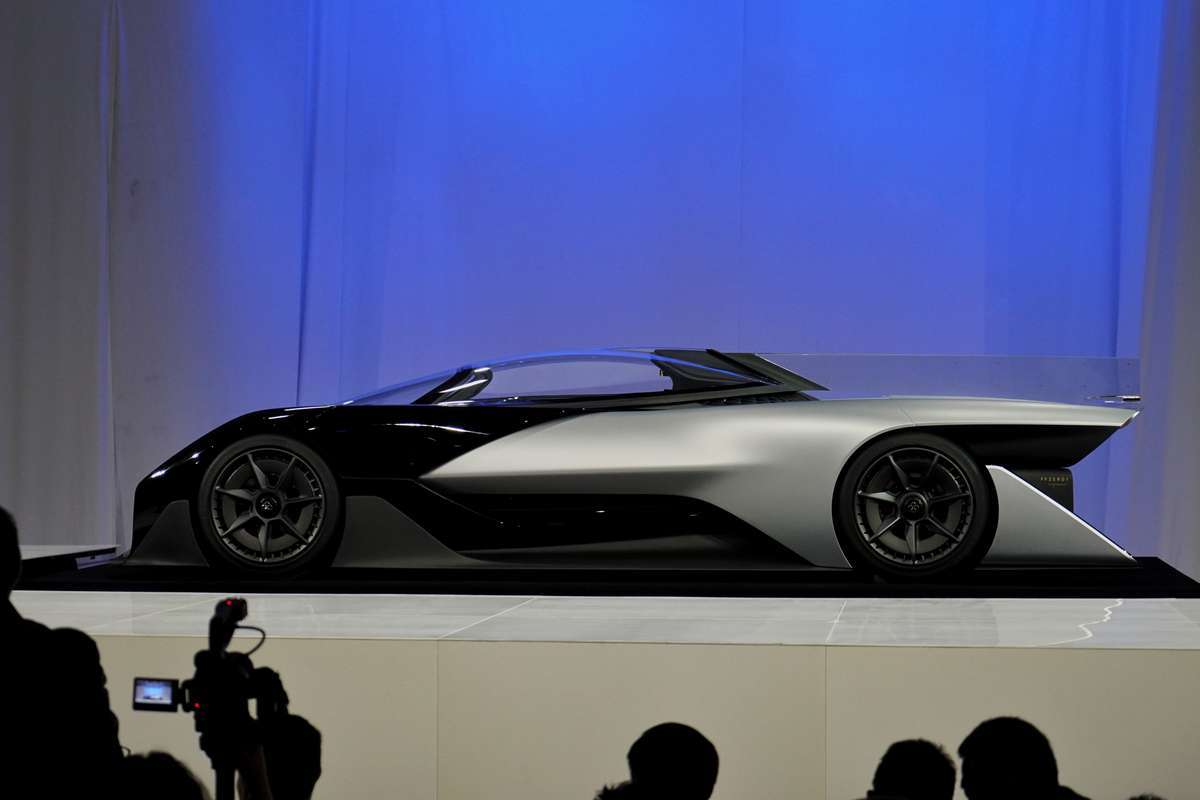 Faraday Future представила концепт модульной платформы электромобилей и суперкар FFZERO1 - 4