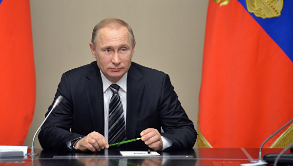 Владимир Путин: претензии и жалобы в Интернете не должны быть анонимными - 1