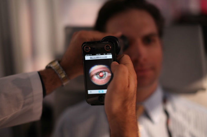 10 гаджетов, помогающих следить за здоровьем с помощью смартфона - 1