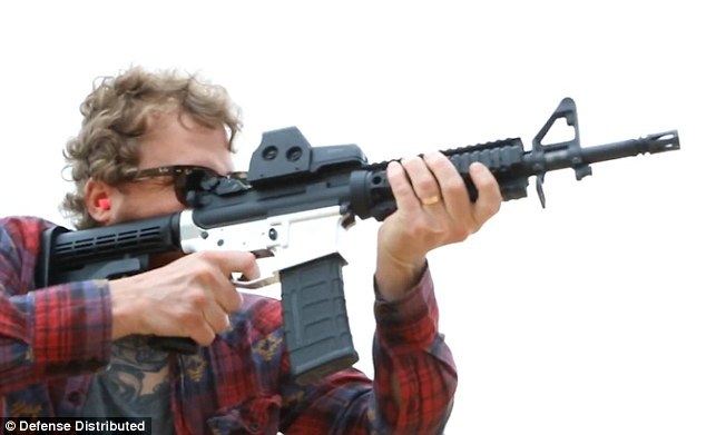 Коди Уилсон выложит 3D-файлы для печати винтовки AR-15 - 1