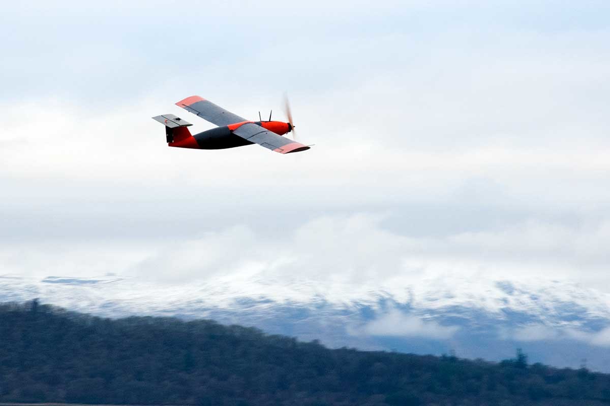 Беспилотный самолет на «твердом водороде» осуществил первый полет - 1