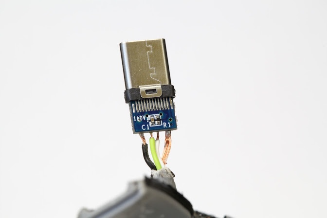 В интернет-магазинах продаются кабели USB-C, которые могут повредить ноутбук - 1