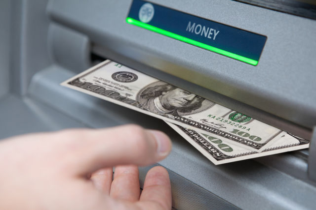 Умный банковский троян позволяет снимать почти неограниченное количество денег в банкоматах - 1