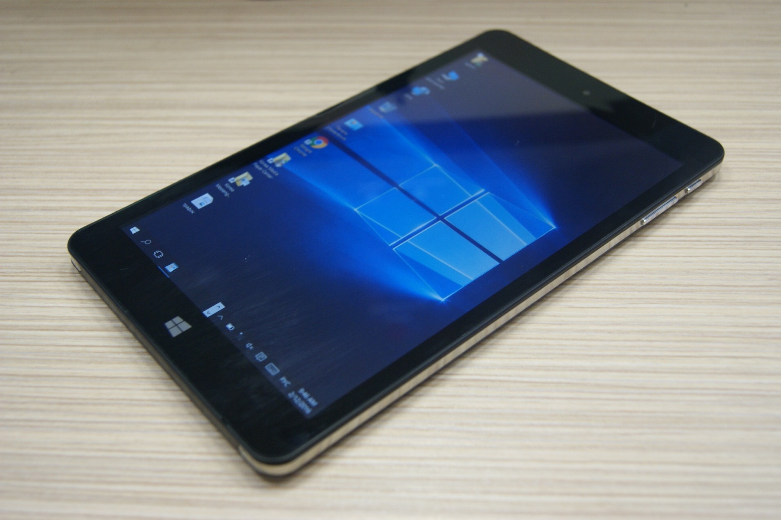 Обзор бюджетного 8" планшета Chuwi Vi8 Plus на Windows 10 за $88 - 2