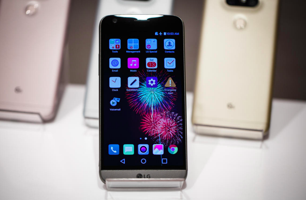 LG G5 получил модульный дизайн, съёмную батарею и «Smart Controller» для дронов - 5 image