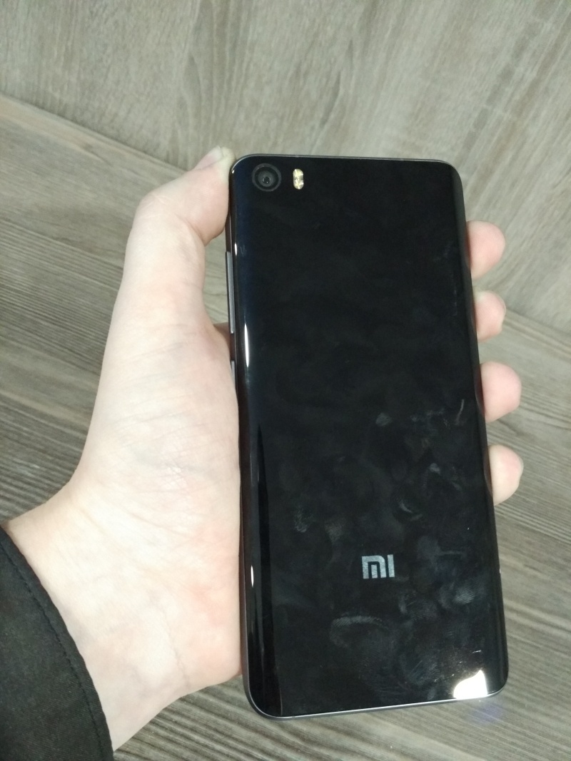 Про Xiaomi Mi5: недостатки, первые впечатления и живые фотографии из Барселоны - 6
